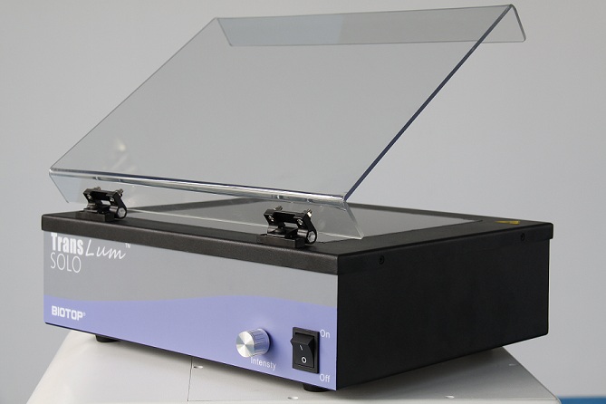 TU1002����͸���_